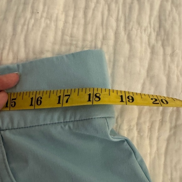 Columbia Women's Aqua Shorts. Quick Dri material. Size 1XL - Picture 7 of 8